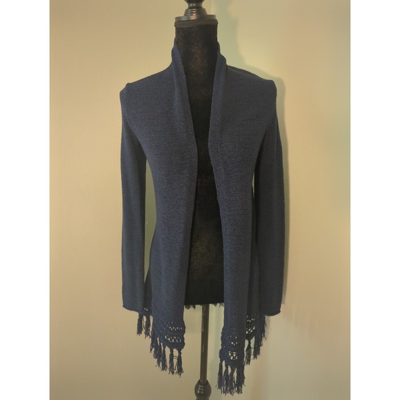 Lilly Pulitzer Sweaters - Lilly Pulitzer knit XXS Navy Tatum Cardigan